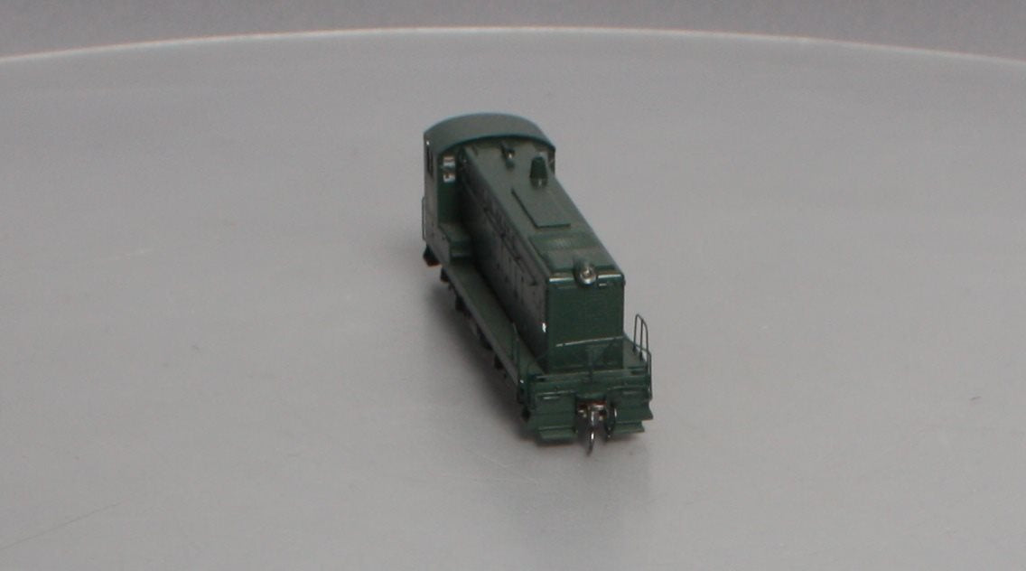 Stewart 4909 HO Central of New Jersey Diesel Baldwin S-12 Phase 2 Powered