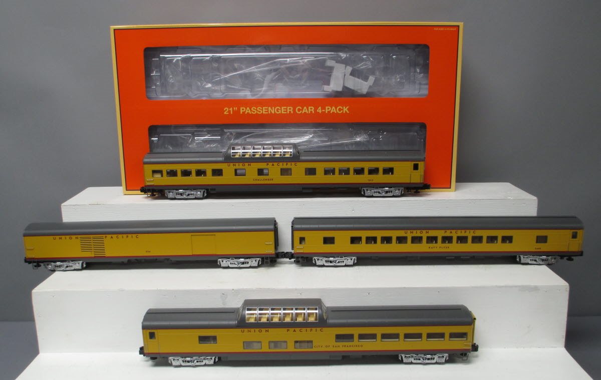 Lionel 6-83042 Union Pacific 21" Excursion Passenger Cars (Set of 4) EX/Box