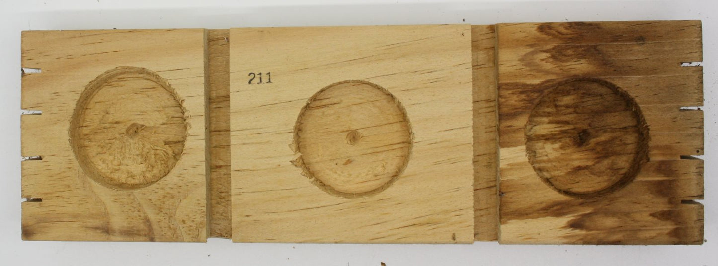Lionel 211-14 Large Wood Block Lumber Load-Damaged