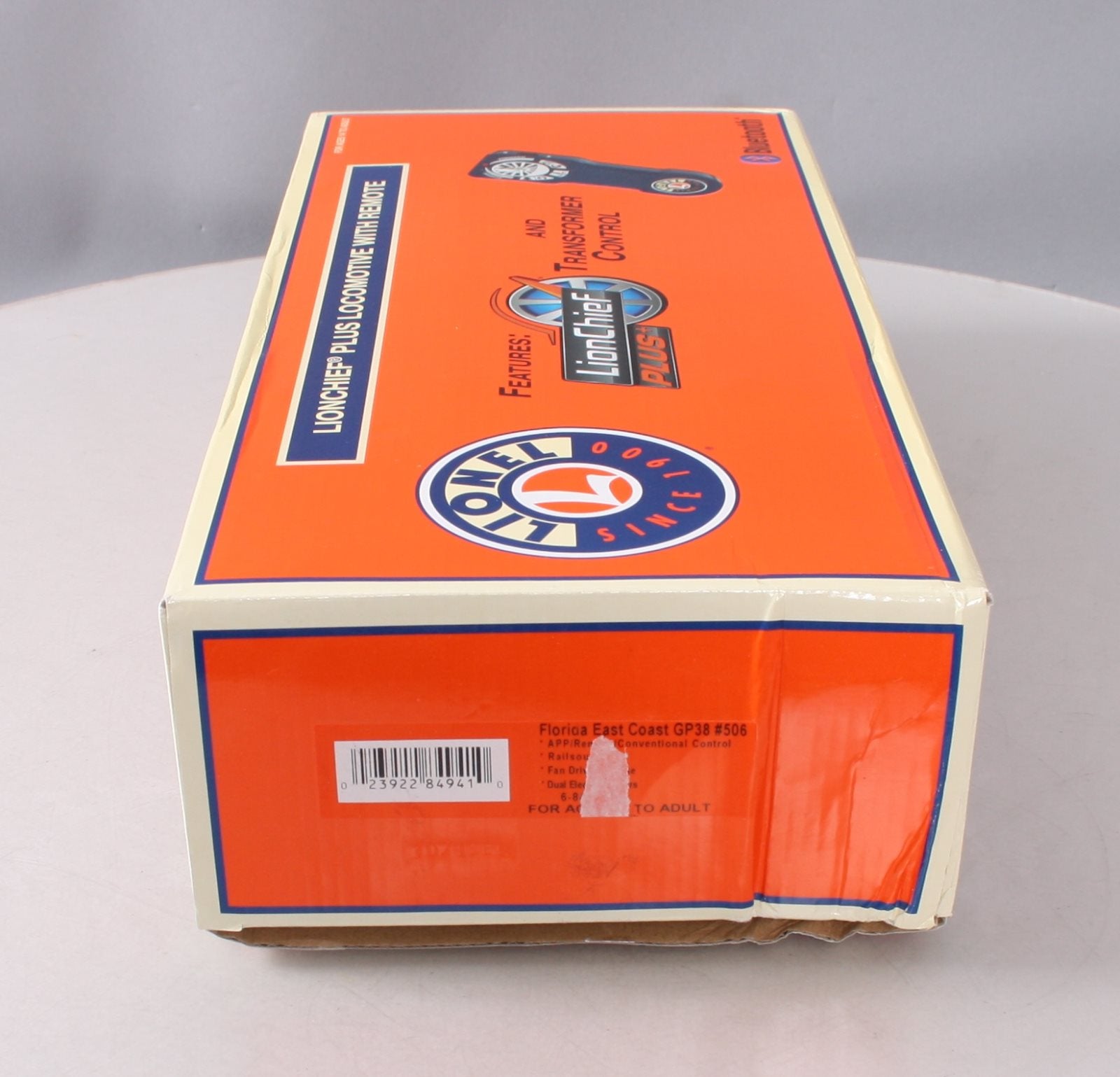 Lionel 6-84941 Florida East Coast LionChief Plus GP38 Diesel Locomotive #506