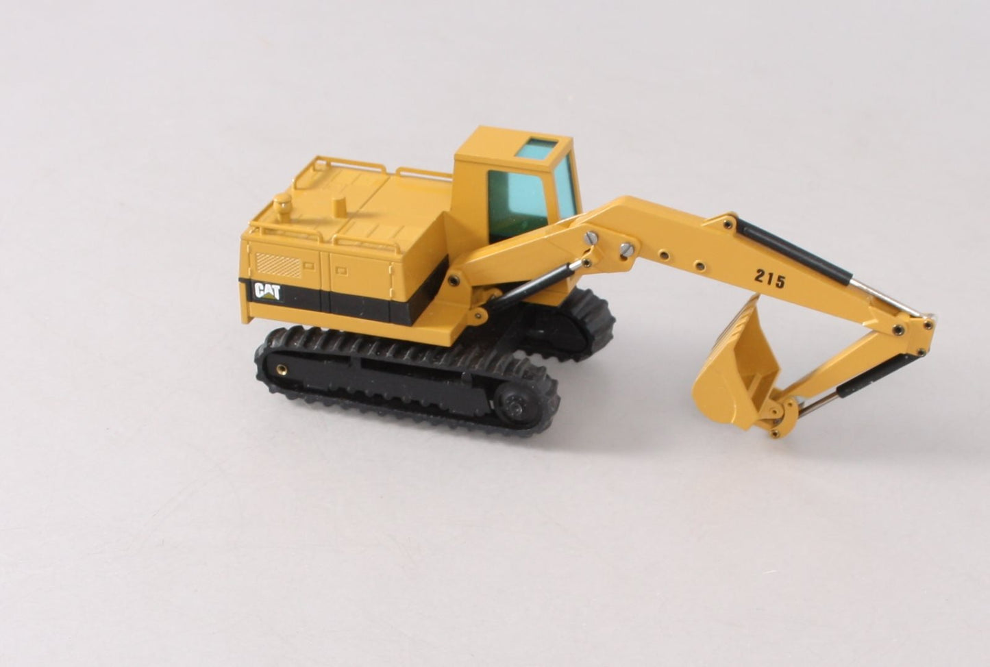 NZG 190 1:50 Caterpillar 215 Hydraulic Excavator