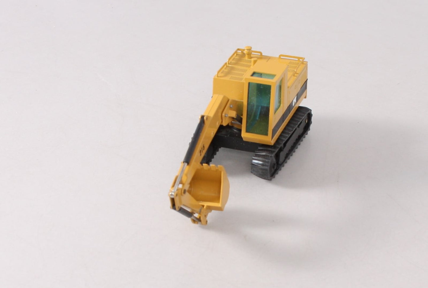 NZG 190 1:50 Caterpillar 215 Hydraulic Excavator