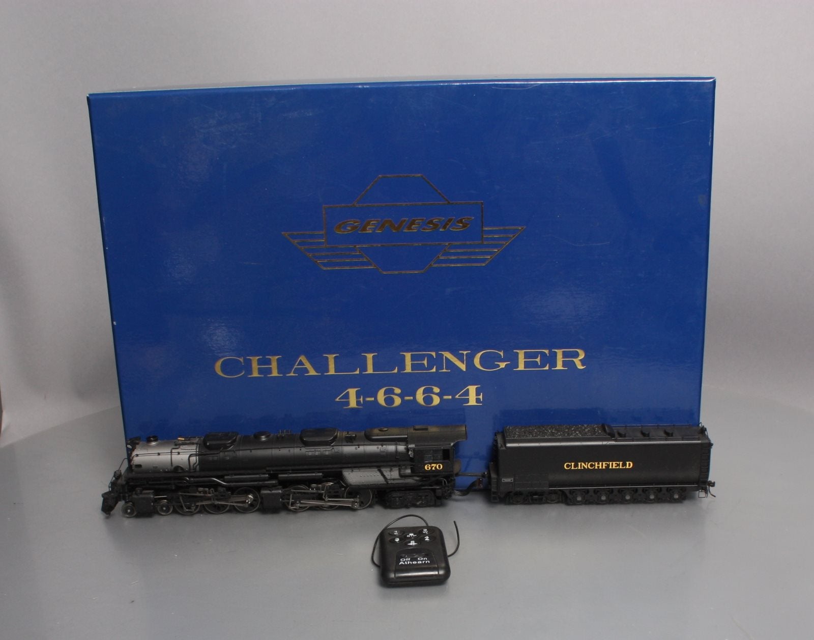 Athearn G9124 HO Clinchfield 4-6-6-4 Steam Locomotive & Tender w/DCC/Sound #670