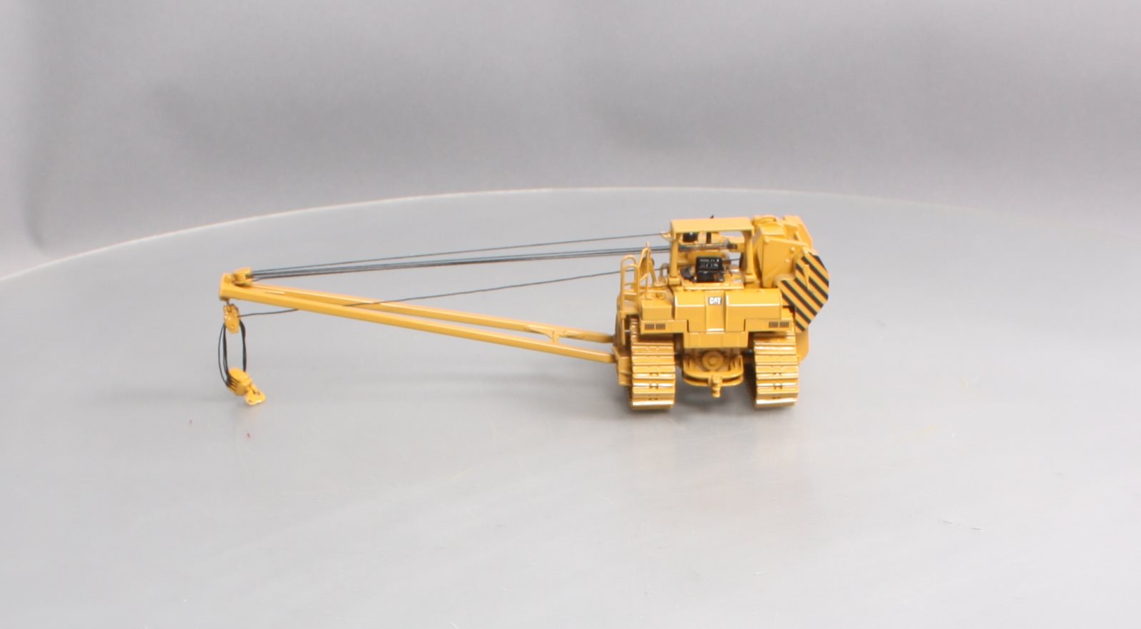 CCM 1:48 Caterpillar 587T Diecast Pipelayer LN/Box