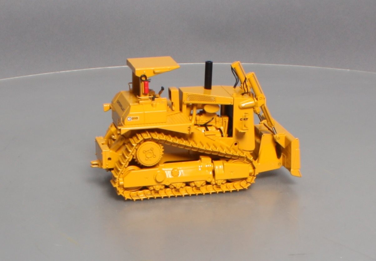 CCM D10 1:48 Scale Diecast Caterpillar Track-Type Tractor w/ U-Blade & Ripper NIB