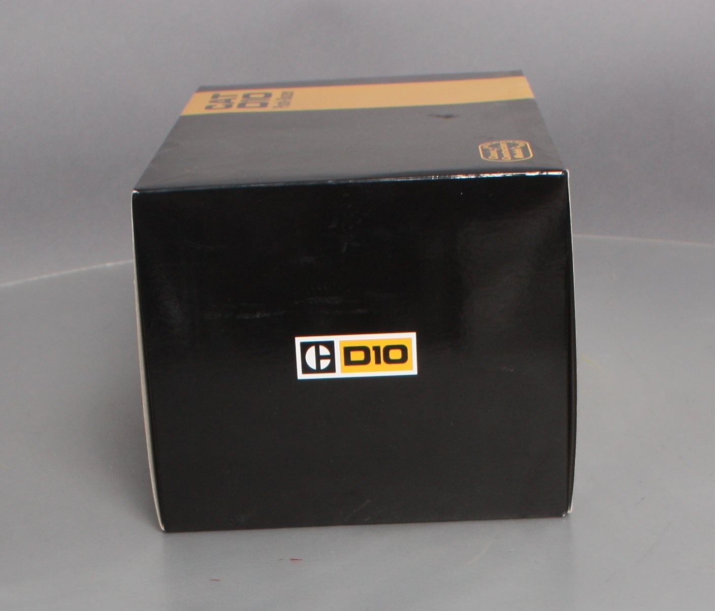 CCM D10 1:48 Scale Diecast Caterpillar Track-Type Tractor w/ U-Blade & Ripper NIB