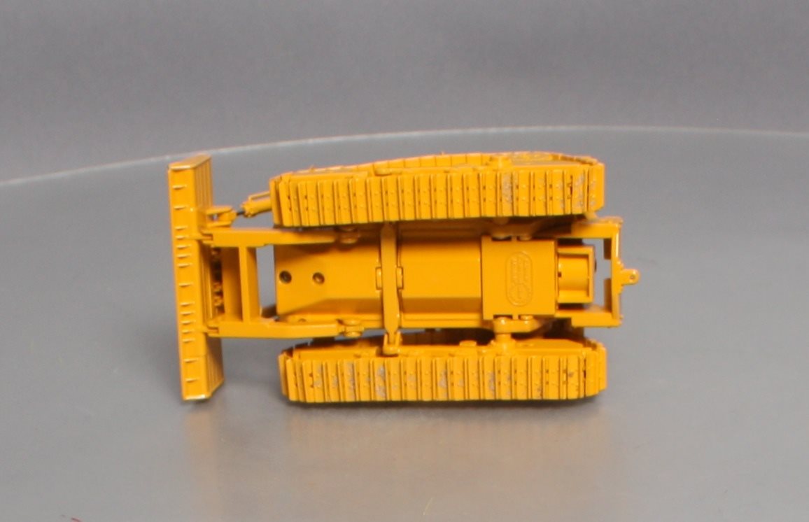 CCM D10 1:48 Scale Diecast Caterpillar Track-Type Tractor w/ U-Blade & Ripper NIB