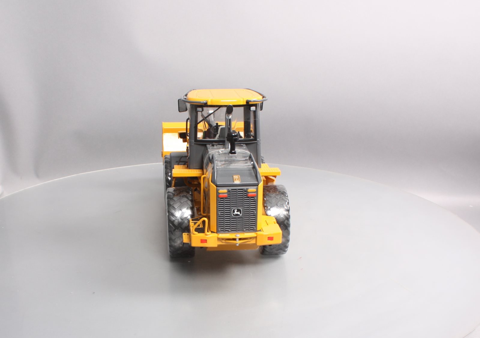 Ertl 15774 1:16 Scale Die-Cast John Deere Model 544J Wheel Loader NIB
