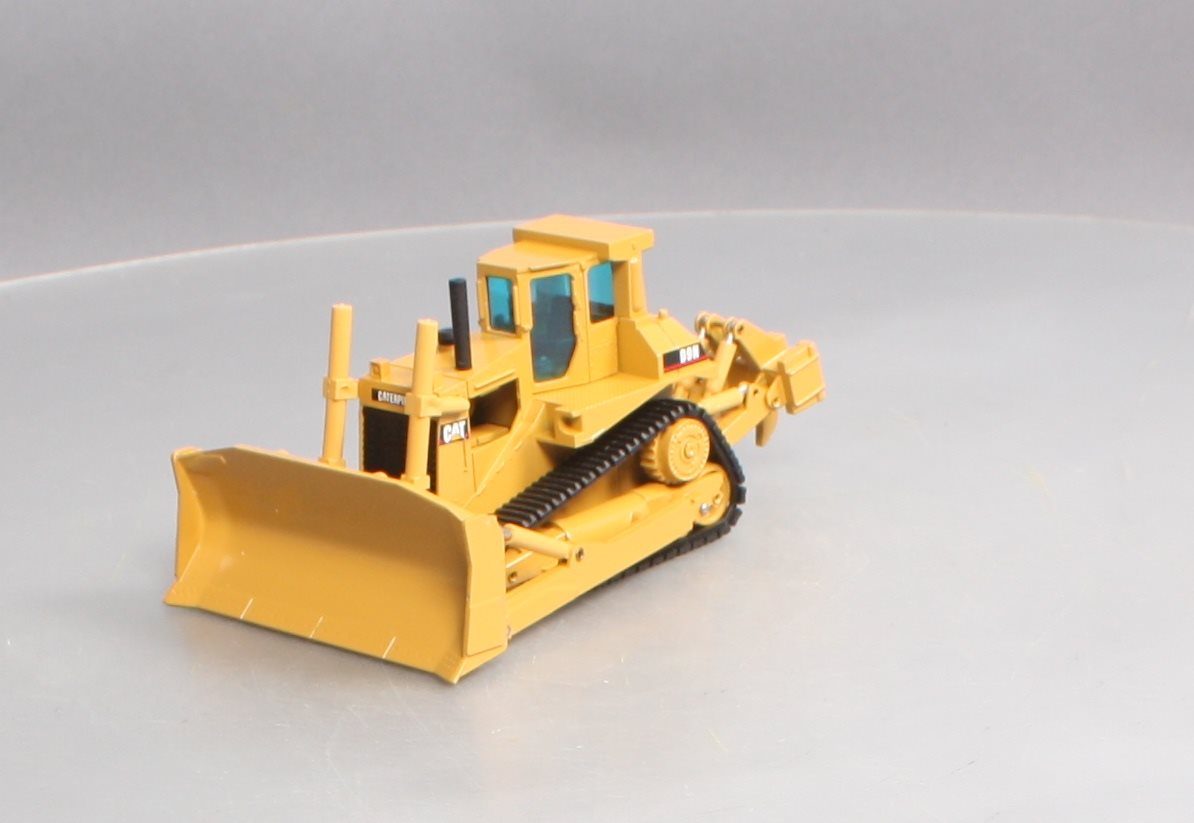 NZG 298 1:50 Caterpillar D9N Track-Type Tractor