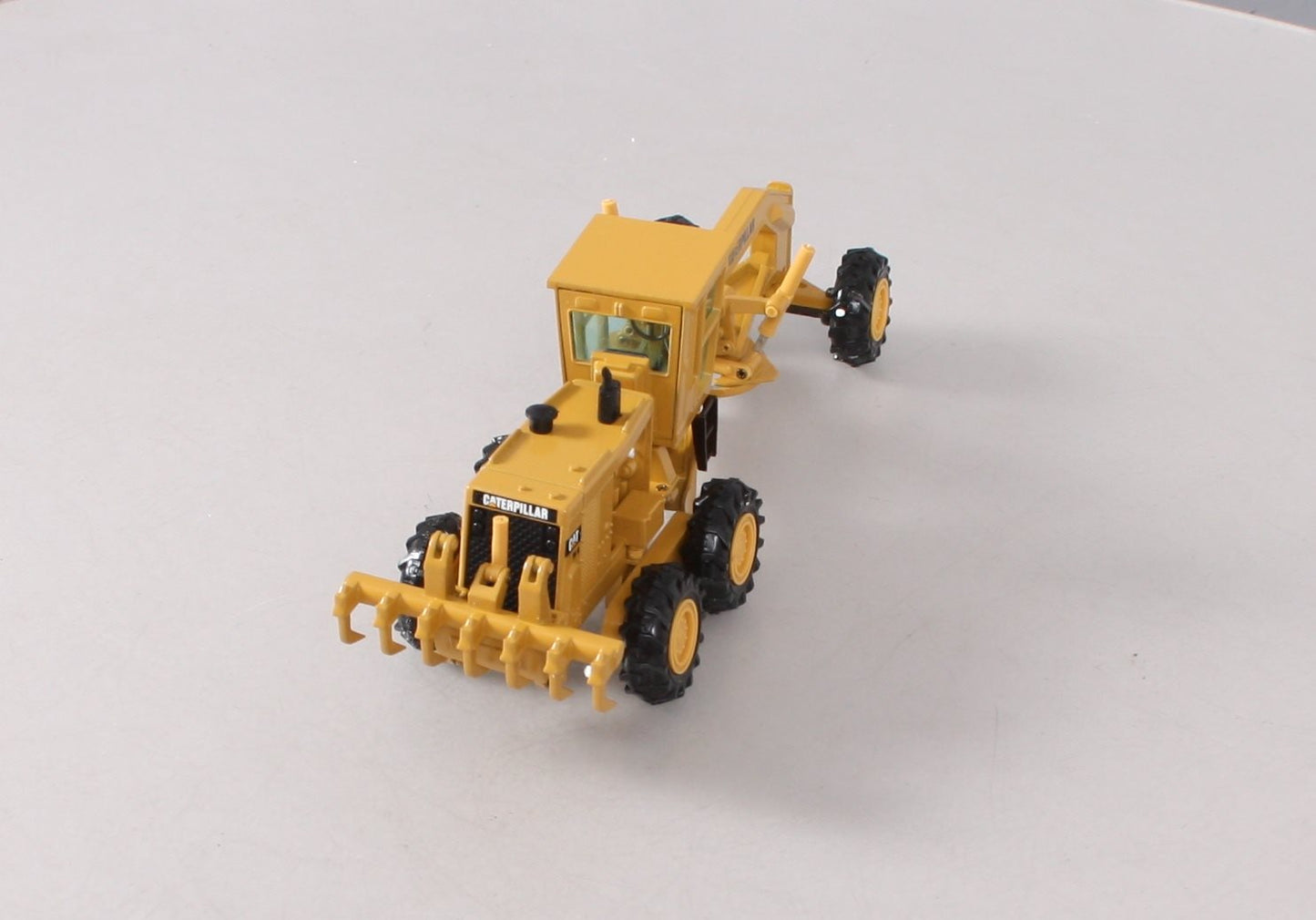 NZG 387 1:50 16G Caterpillar Motor Grader NIB