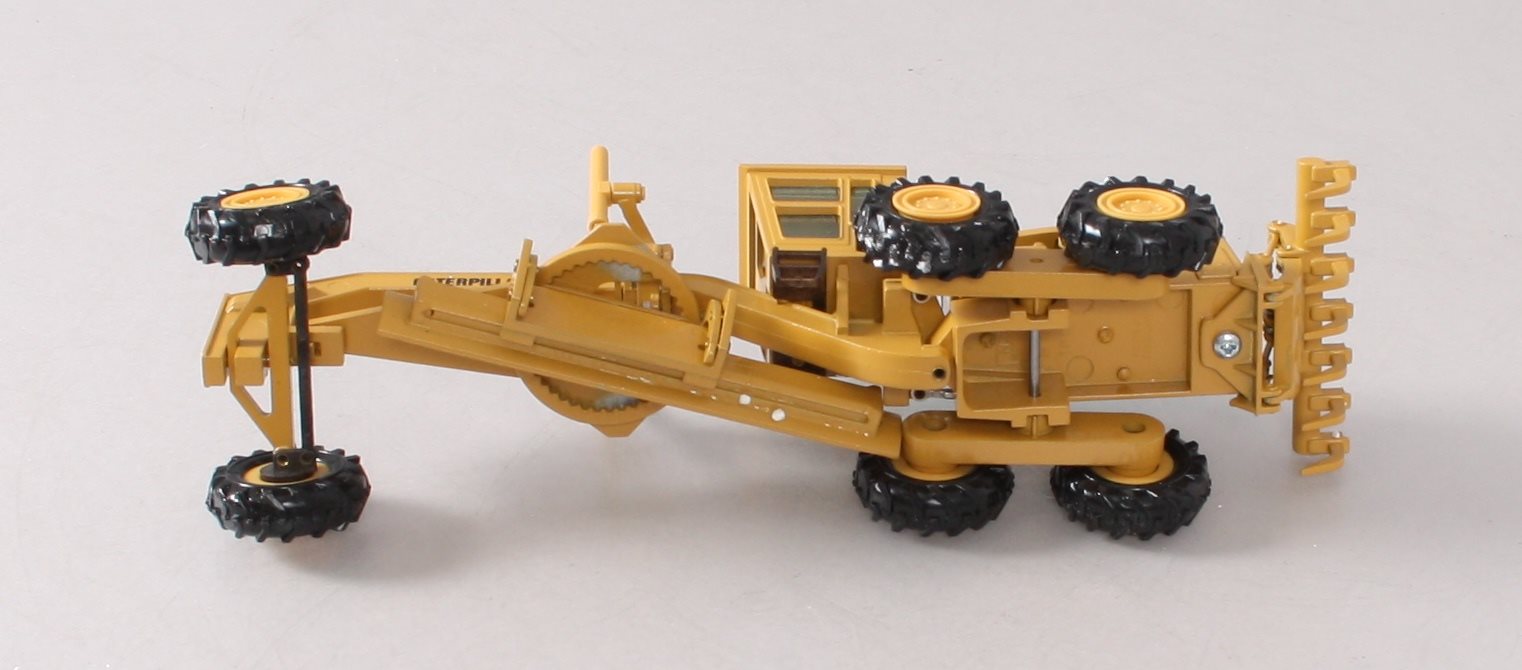 NZG 387 1:50 16G Caterpillar Motor Grader NIB