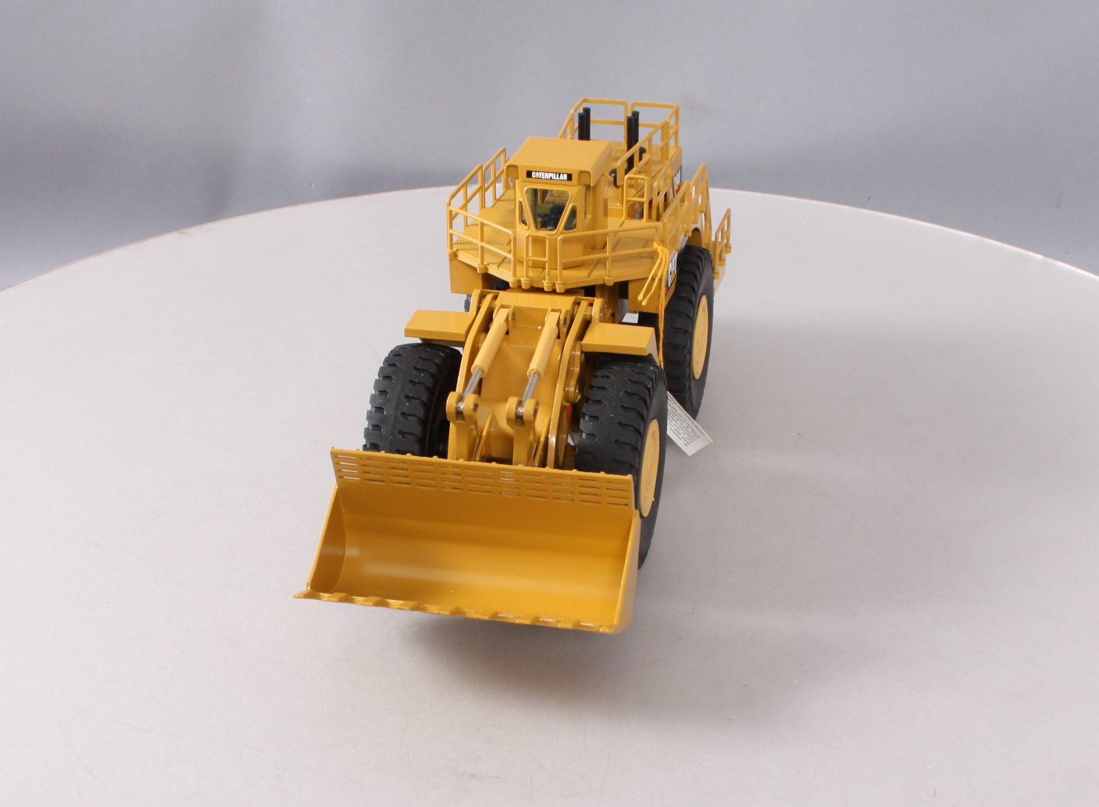 NZG 366 1:50 Caterpillar 994 Wheel Loader NIB