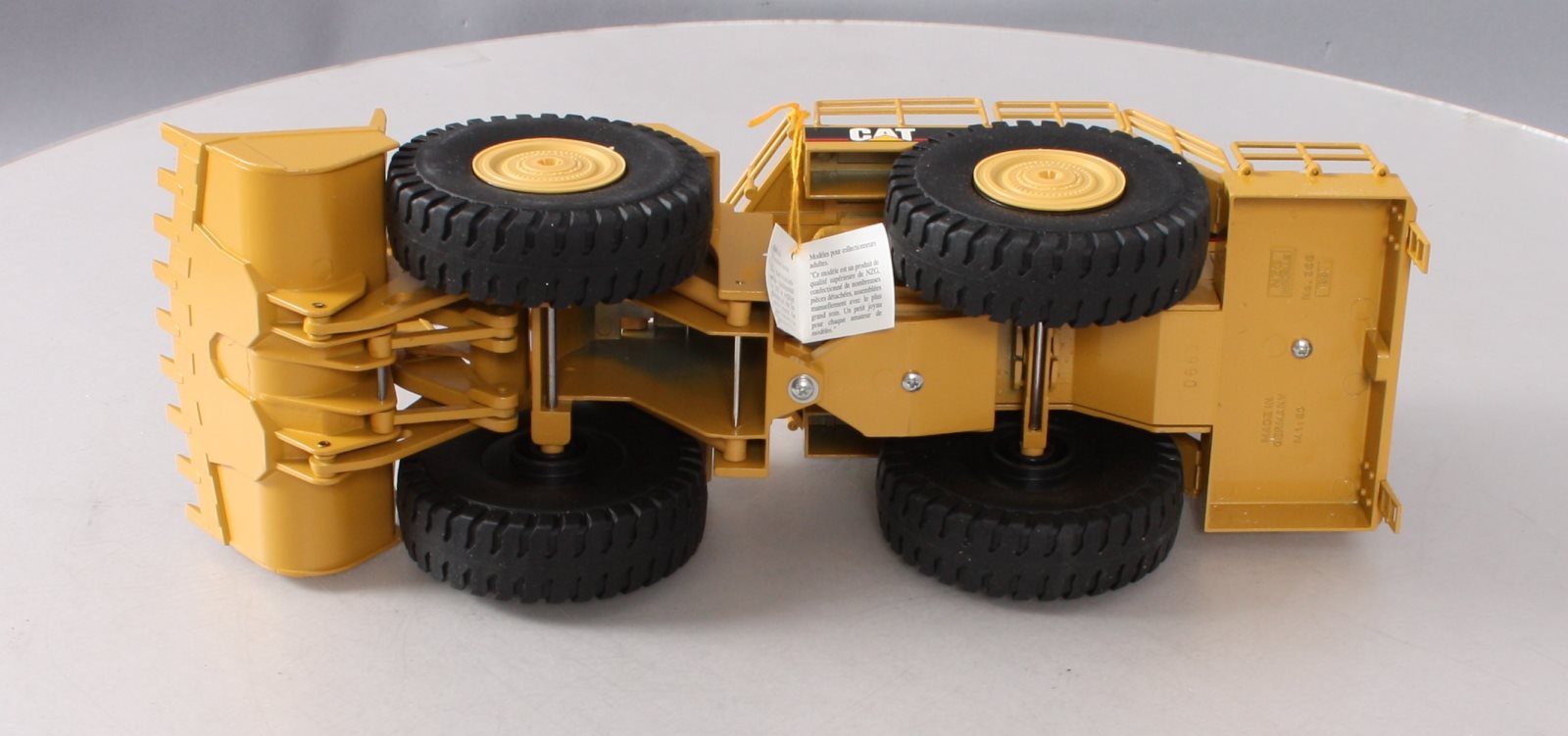 NZG 366 1:50 Caterpillar 994 Wheel Loader NIB