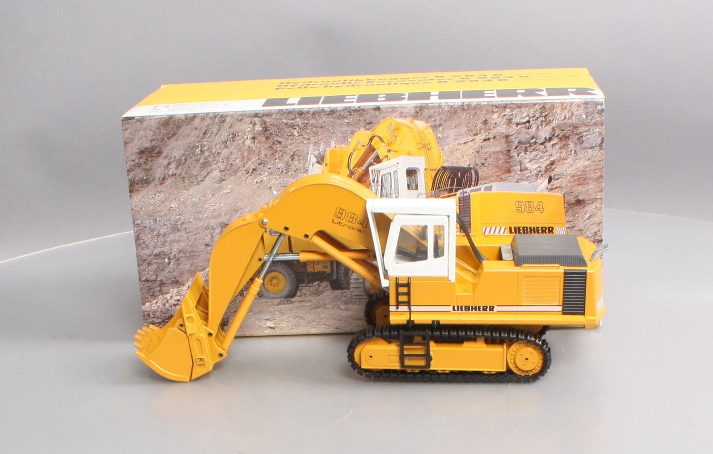 Conrad 2837 1:50 Diecast Lienherr Hydraulic Excavator R 984 B NIB