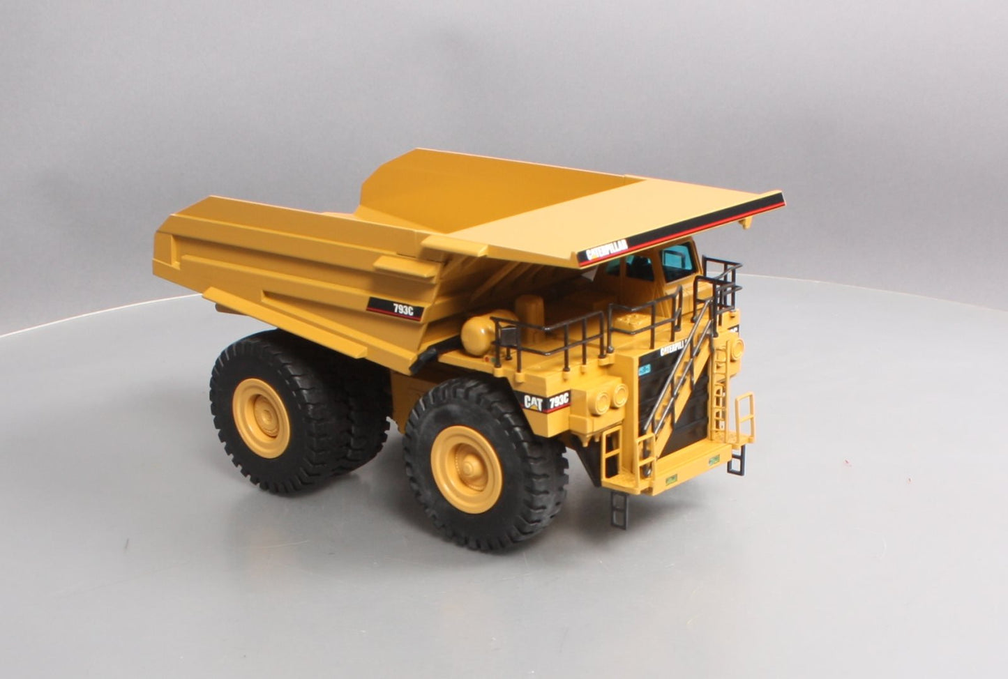 NZG 403 1:50 Caterpillar 793C Off-Highway Truck Official Launch Edition LN/Box