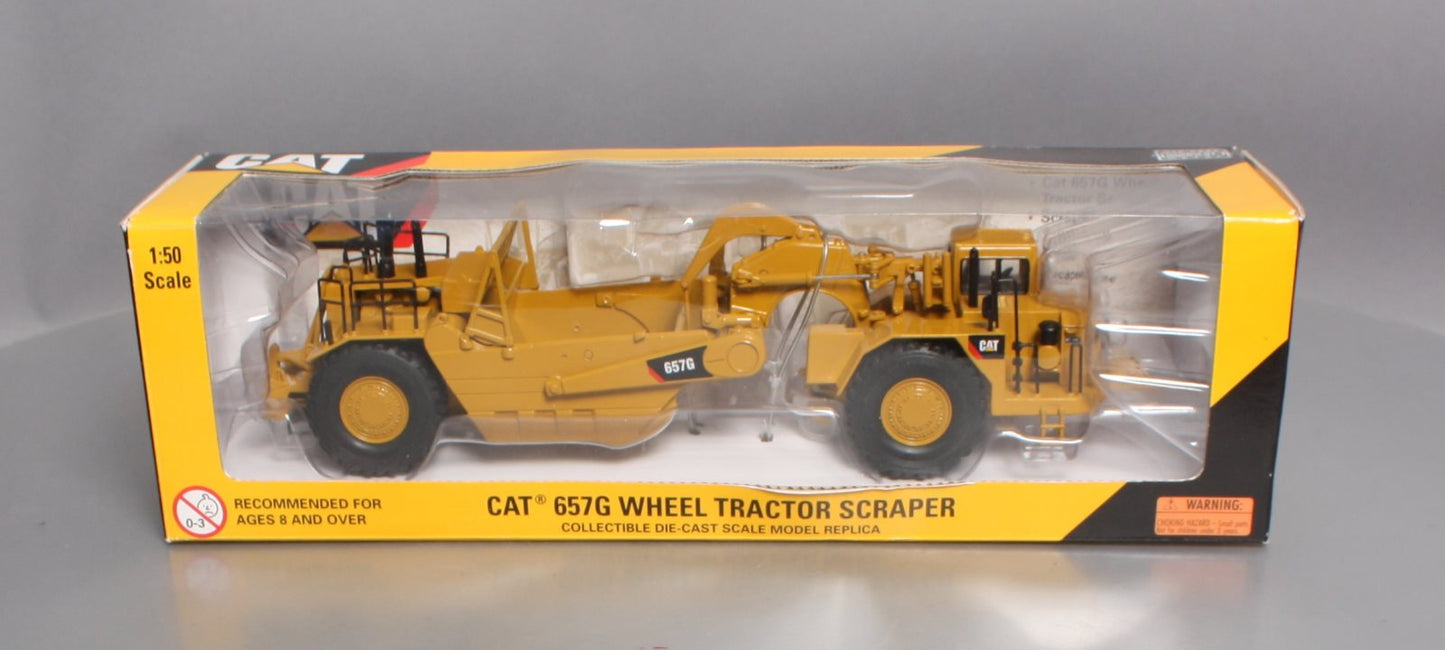 Norscot 55175 1:50 Scale Caterpillar 657G Wheel Tractor Assembled Scraper