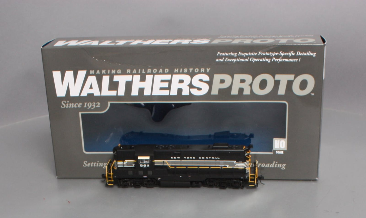 Walthers 920-49107 HO New York Central EMD GP7 Diesel Loco Standard DC #5611 LN/Box