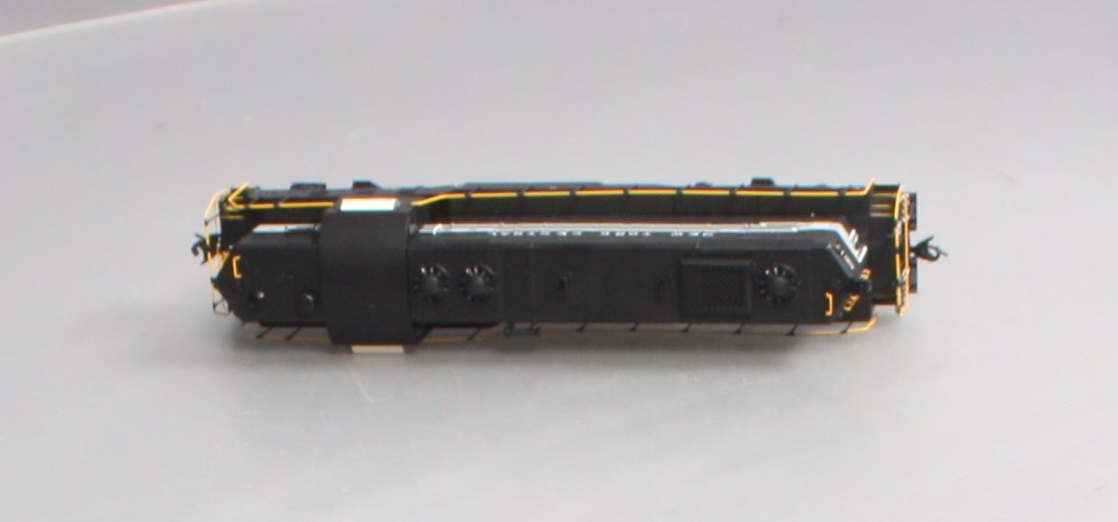 Walthers 920-49107 HO New York Central EMD GP7 Diesel Loco Standard DC #5611 LN/Box