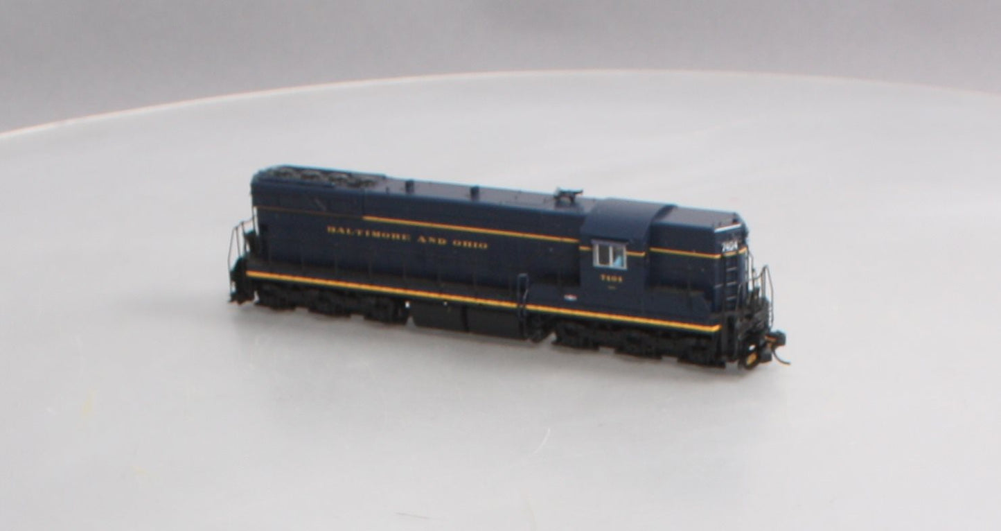 Walthers 920-48901 HO B&O EMD SD7 Diesel Locomotive - Standard DC #7404