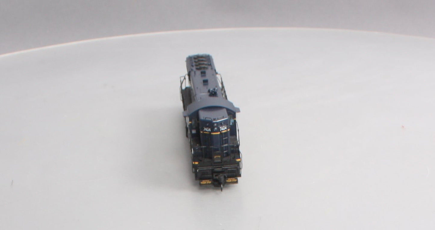 Walthers 920-48901 HO B&O EMD SD7 Diesel Locomotive - Standard DC #7404