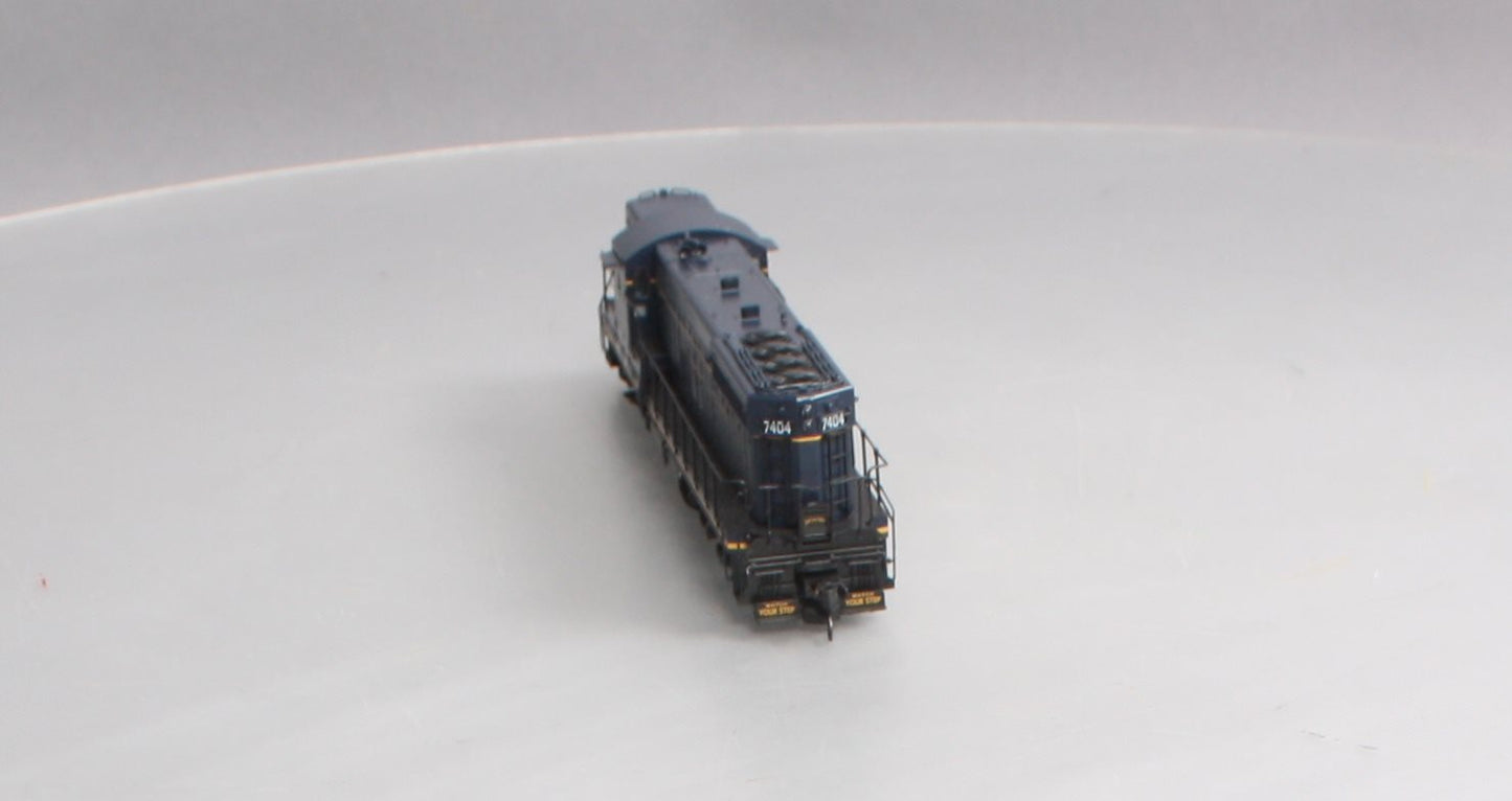 Walthers 920-48901 HO B&O EMD SD7 Diesel Locomotive - Standard DC #7404