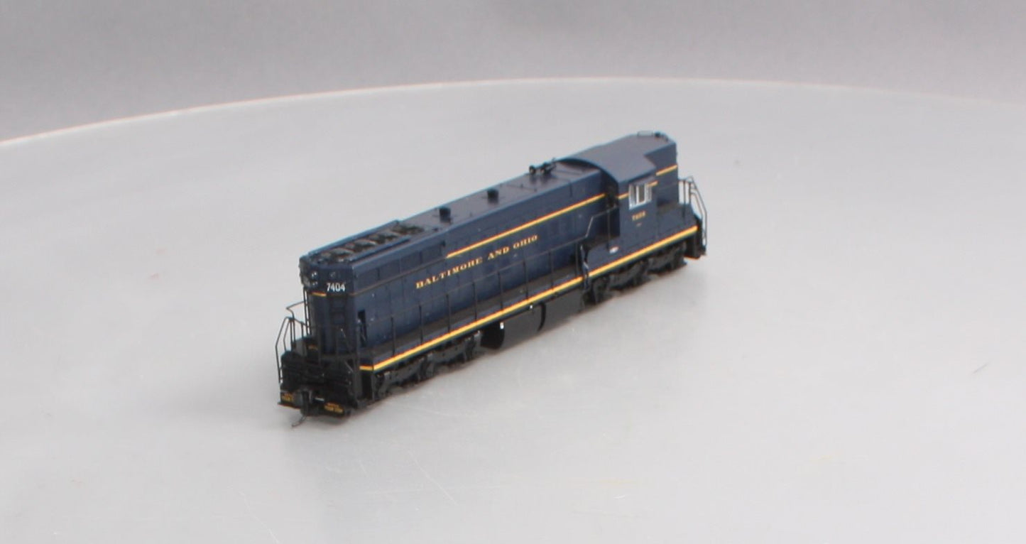 Walthers 920-48901 HO B&O EMD SD7 Diesel Locomotive - Standard DC #7404