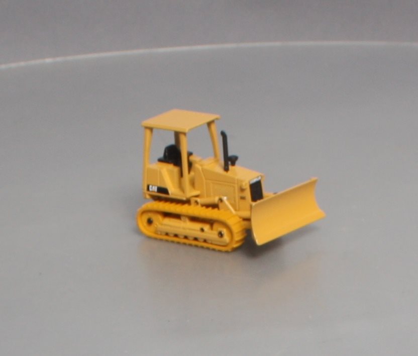 Joal 2028 1:50 Scale Diecast Caterpillar D5C Track-Type Tractor