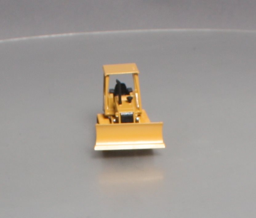 Joal 2028 1:50 Scale Diecast Caterpillar D5C Track-Type Tractor