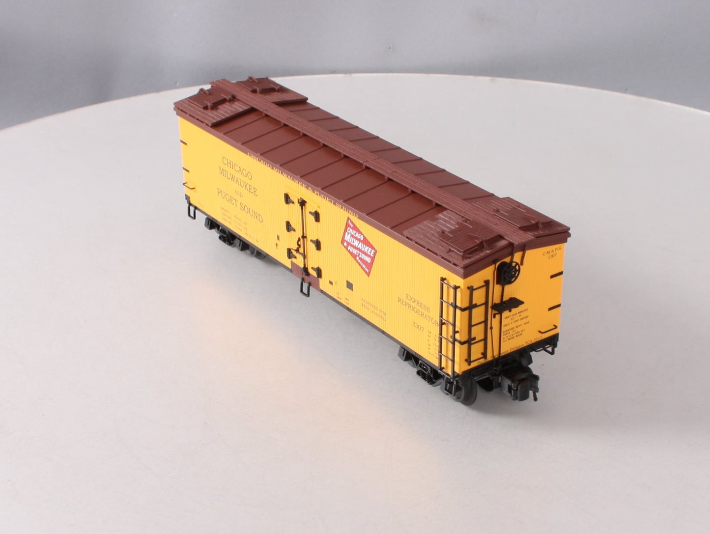 Atlas 3001538-2 O Chicago, Milwaukee, & Puget Sound Reefer #3307 [3-Rail] LN/Box
