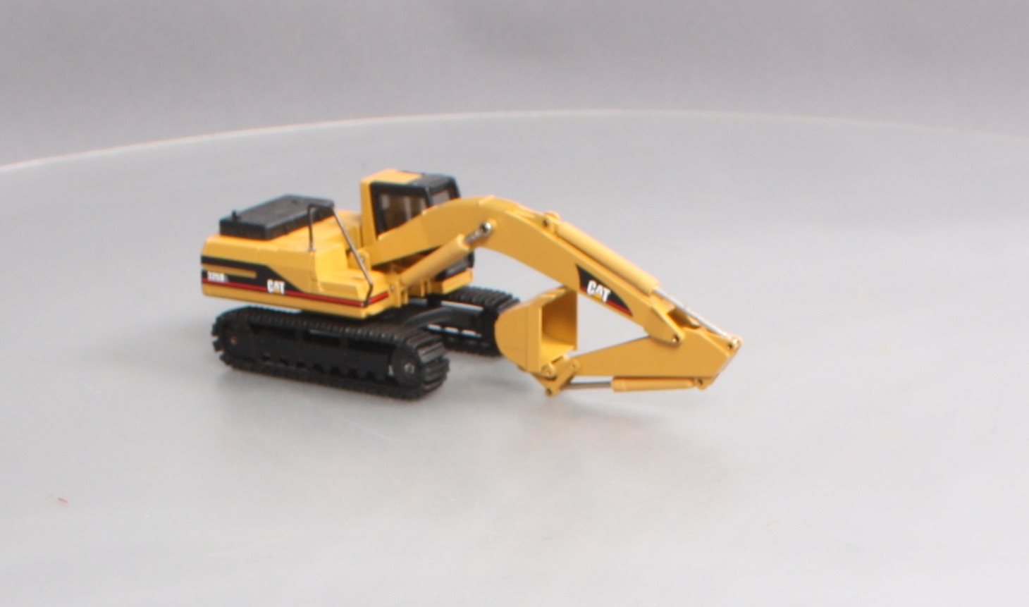 NZG 367 1:50 Caterpillar 325B L Excavator