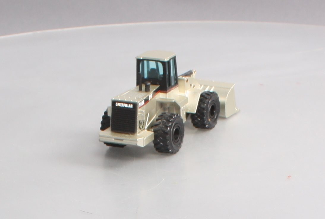 NZG 237 1:50 Scale Diecast Caterpillar 966F Wheel Loader - Silver LN/Box
