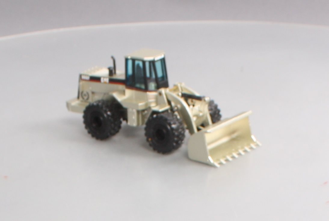 NZG 237 1:50 Scale Diecast Caterpillar 966F Wheel Loader - Silver LN/Box
