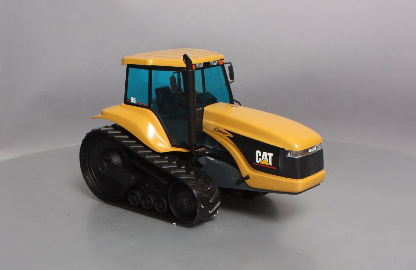 NZG 426 1:16 Caterpillar Challenger 55 Agricultural Tractor NIB