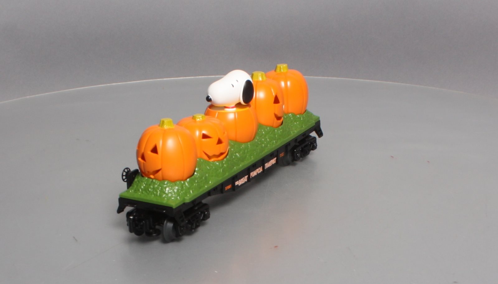Lionel 6-37081 O PEANUTS Pumpkin Jack-O-Lantern Car