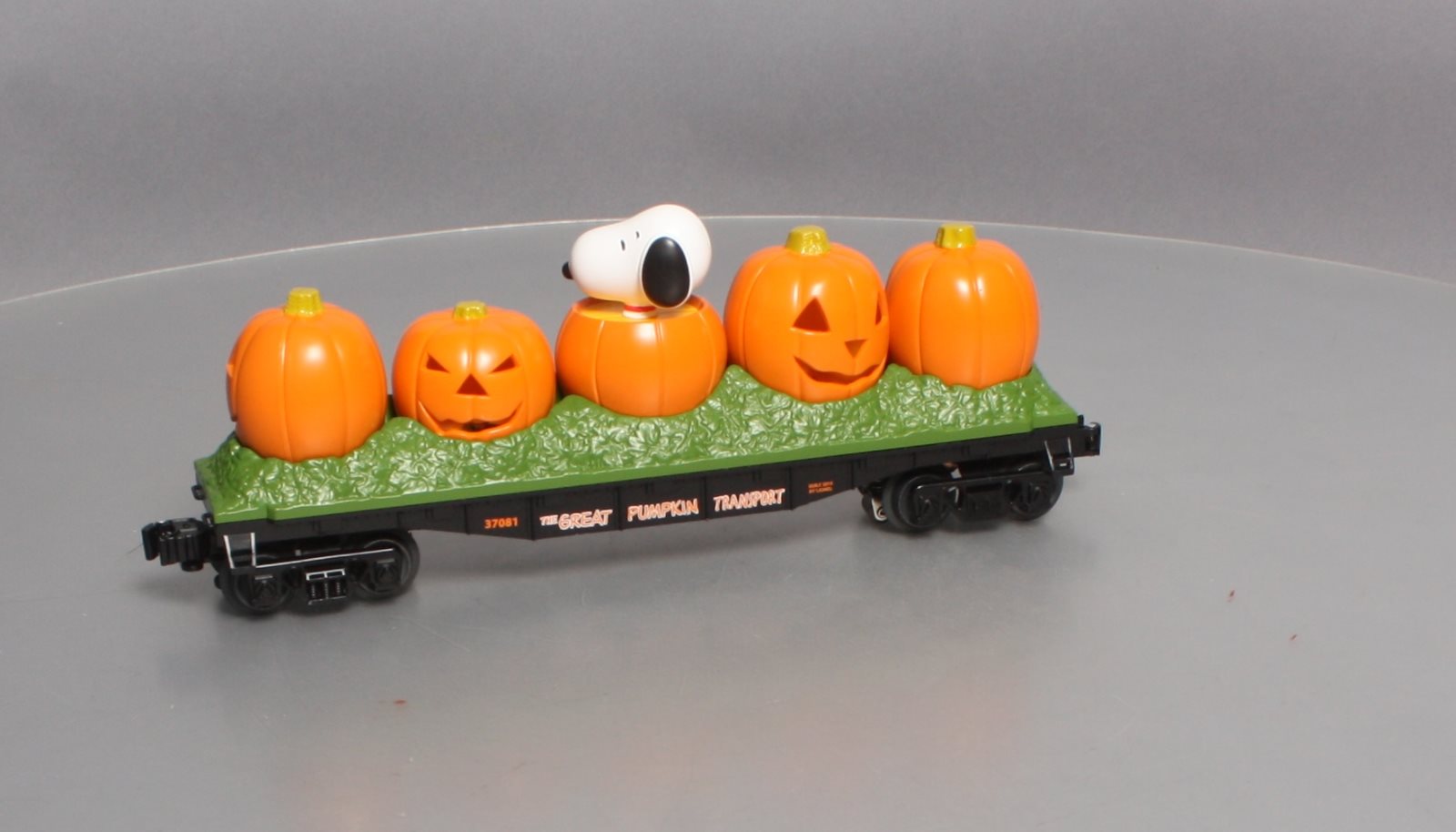 Lionel 6-37081 O PEANUTS Pumpkin Jack-O-Lantern Car