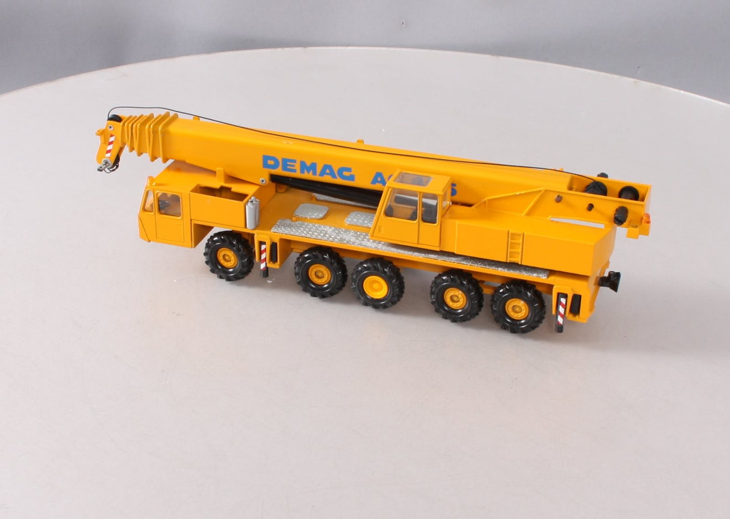 Conrad 2081 1:50 Diecast Demag AC 435 Telescopic Crane NIB