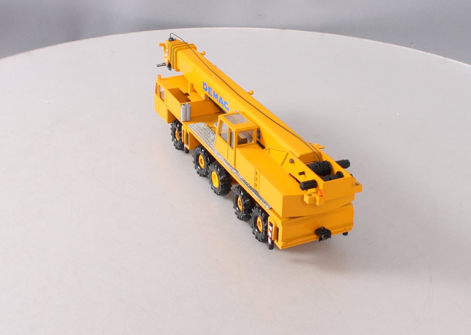 Conrad 2081 1:50 Diecast Demag AC 435 Telescopic Crane NIB