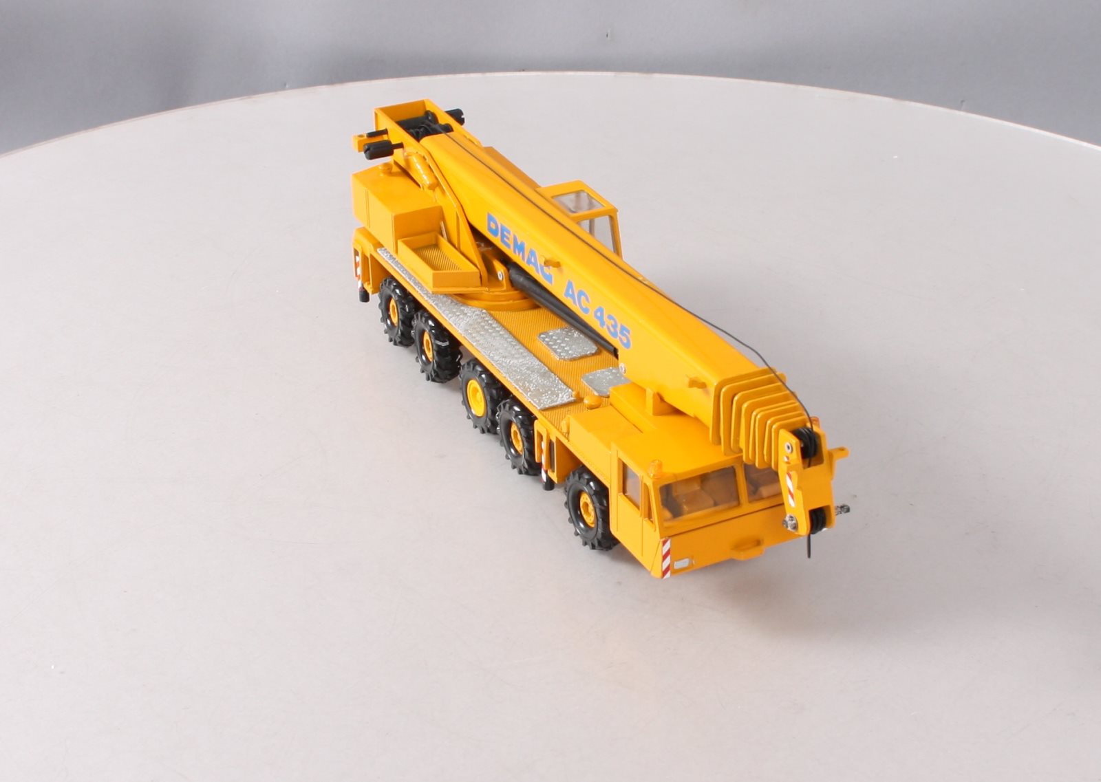 Conrad 2081 1:50 Diecast Demag AC 435 Telescopic Crane NIB