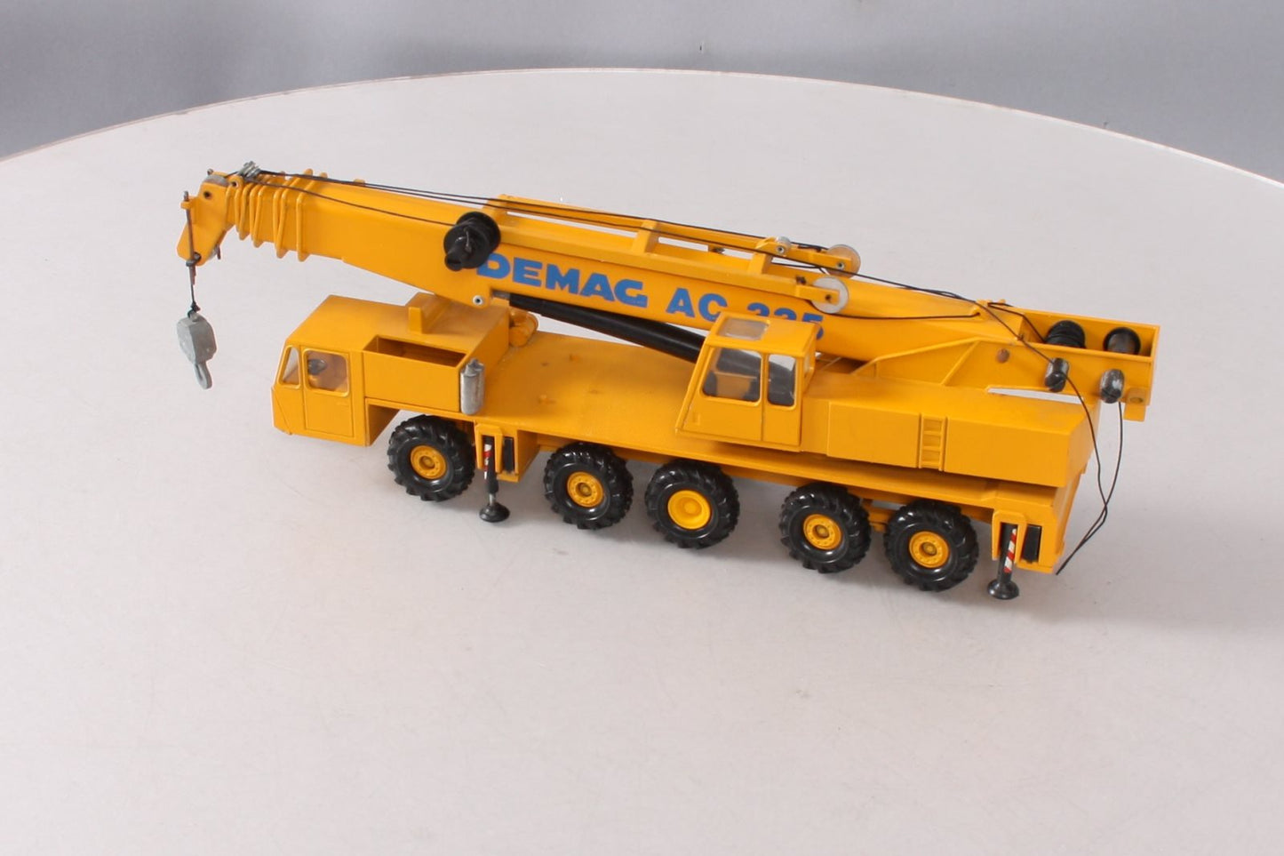 Conrad 2081 1:50 Scale Die-Cast Demag AC 335 All-Terrain Crane LN/Box
