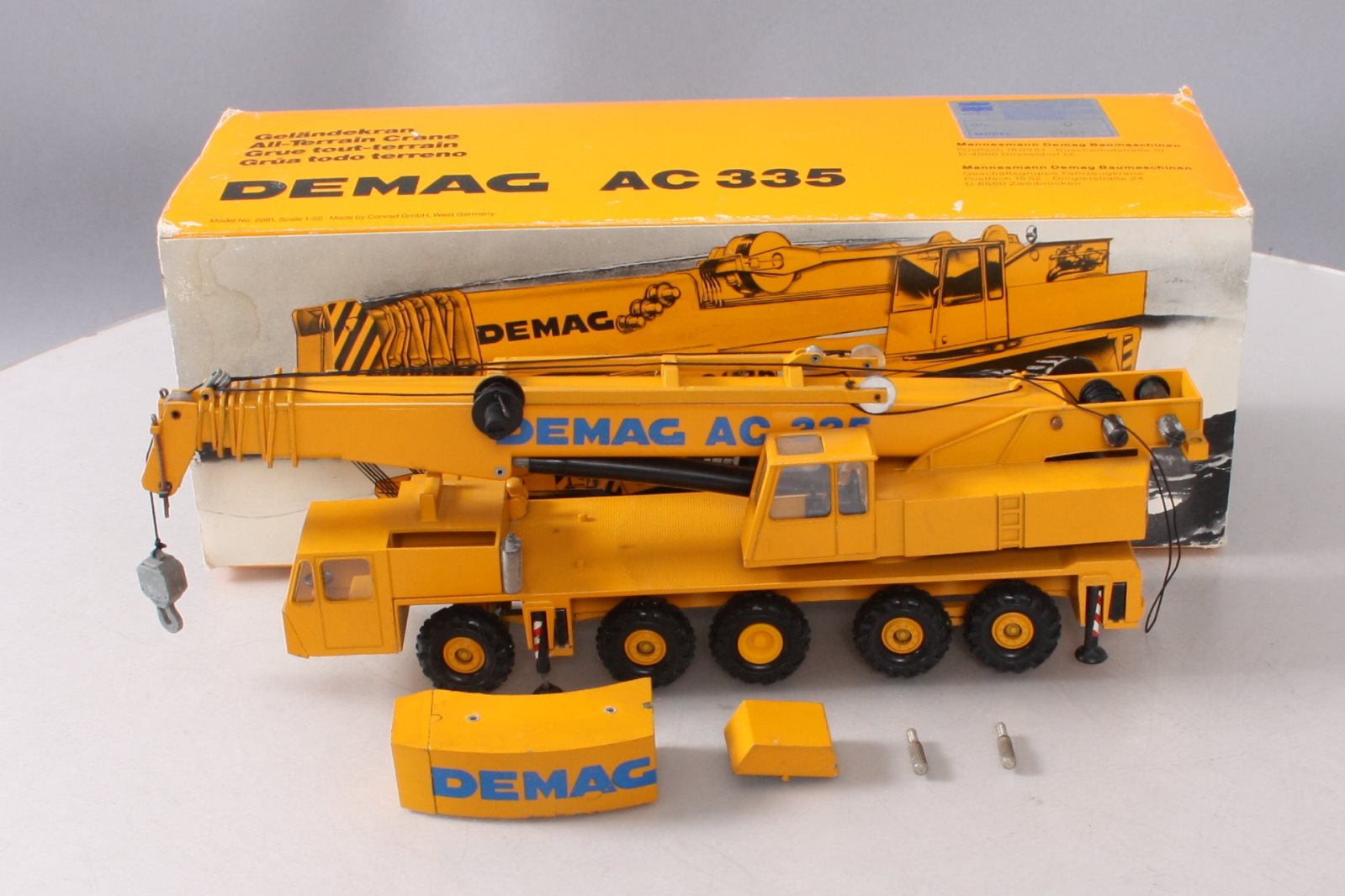 Conrad 2081 1:50 Scale Die-Cast Demag AC 335 All-Terrain Crane LN/Box