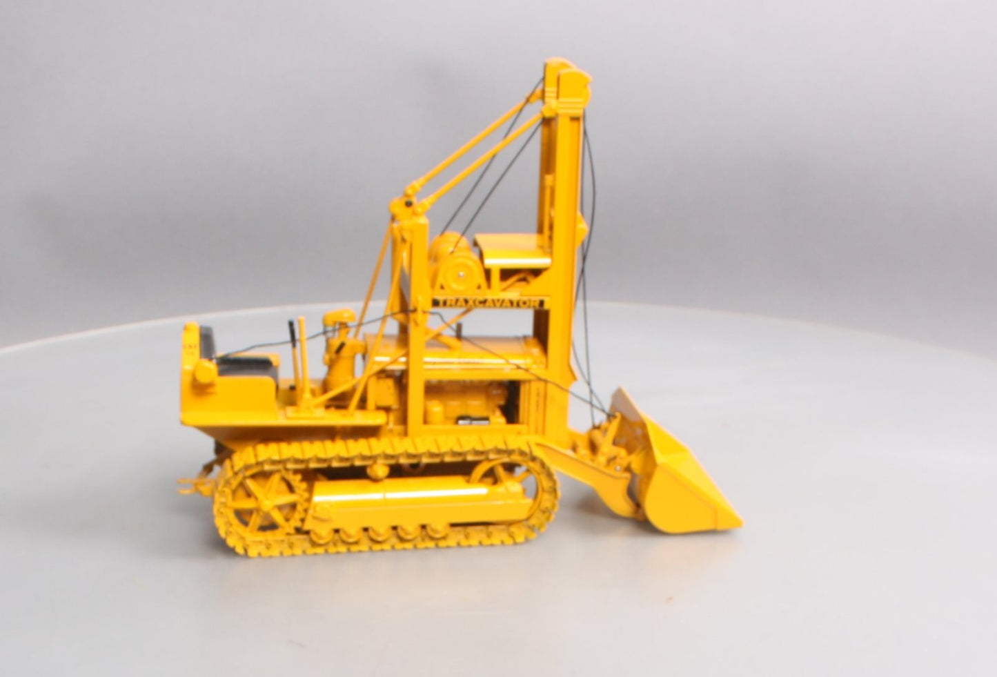 Spec Cast CUST 850 1:16 D2 Diecast 5U Track-Type Tractor Traxcavator