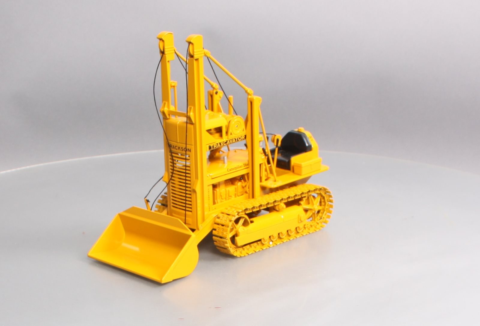 Spec Cast CUST 850 1:16 D2 Diecast 5U Track-Type Tractor Traxcavator