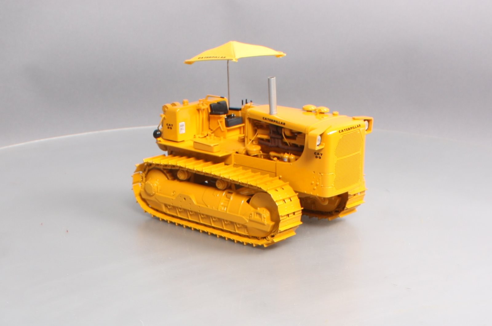 First Gear 49-0148 1:25 Diecast CAT D9 Series E Tractor w/ No.29 Cable Control NIB