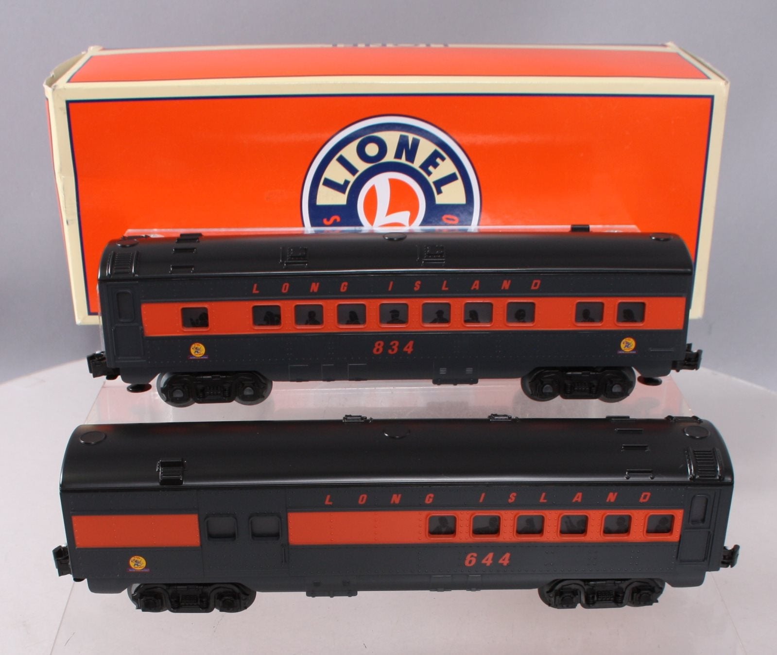Lionel 6-35259 O Gauge Long Island Streamlined Passenger Cars 2-Pack NIB