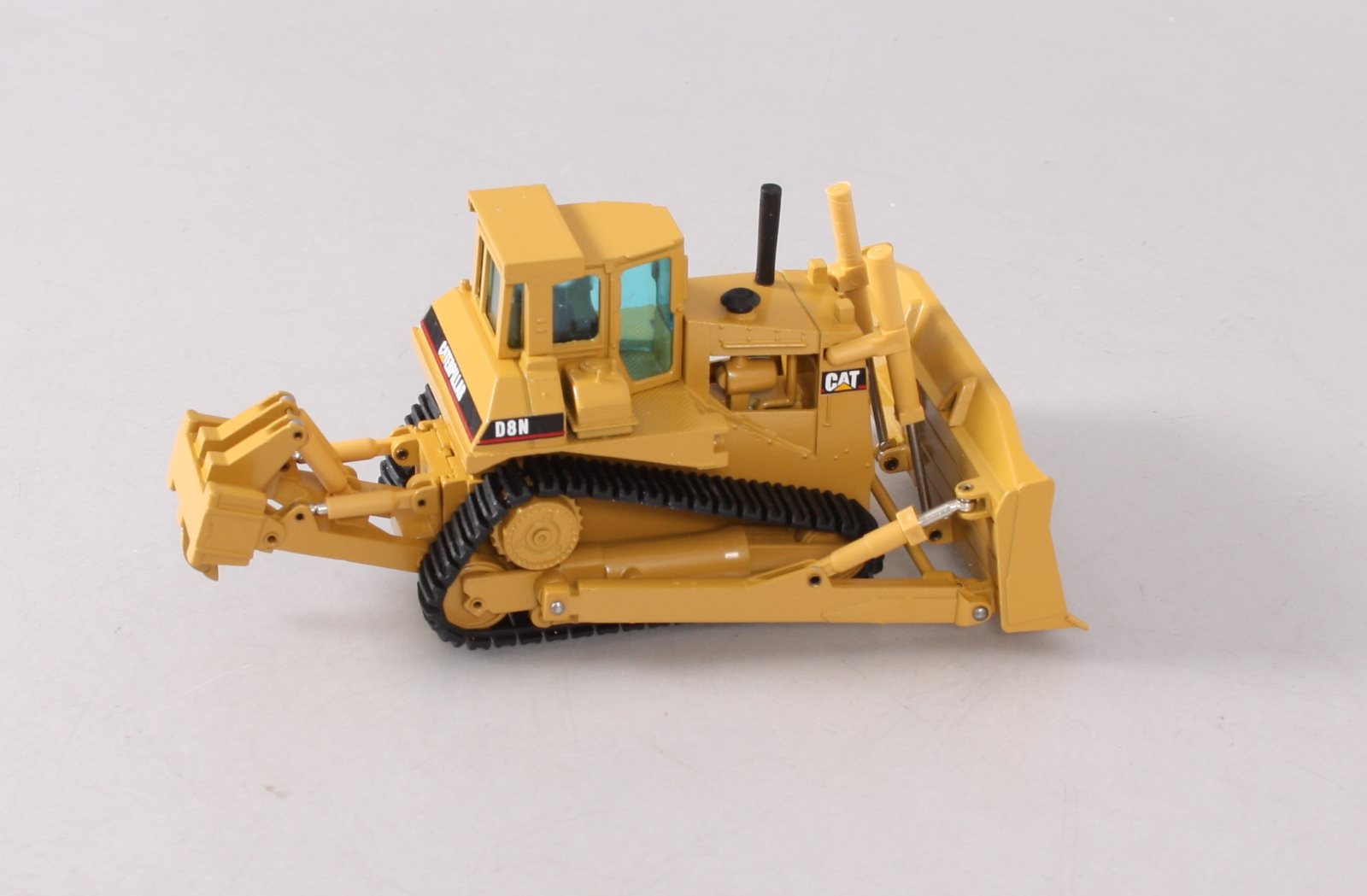 NZG 233 1:50 CAT D8N Track-Type Tractor
