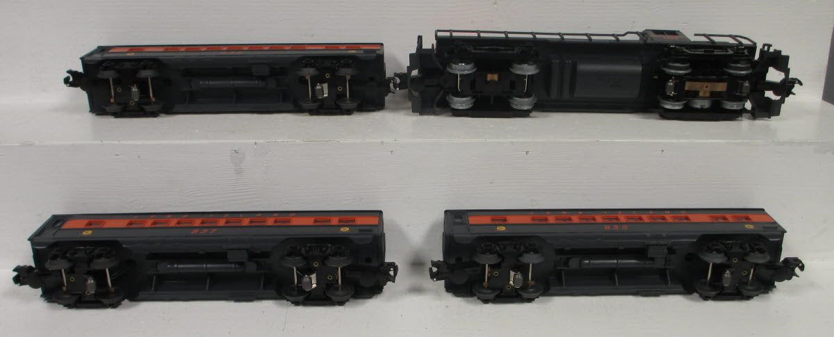 Lionel 6-30189 O Gauge Long Island Rail Road  Diesel Passenger Train Set LN/Box