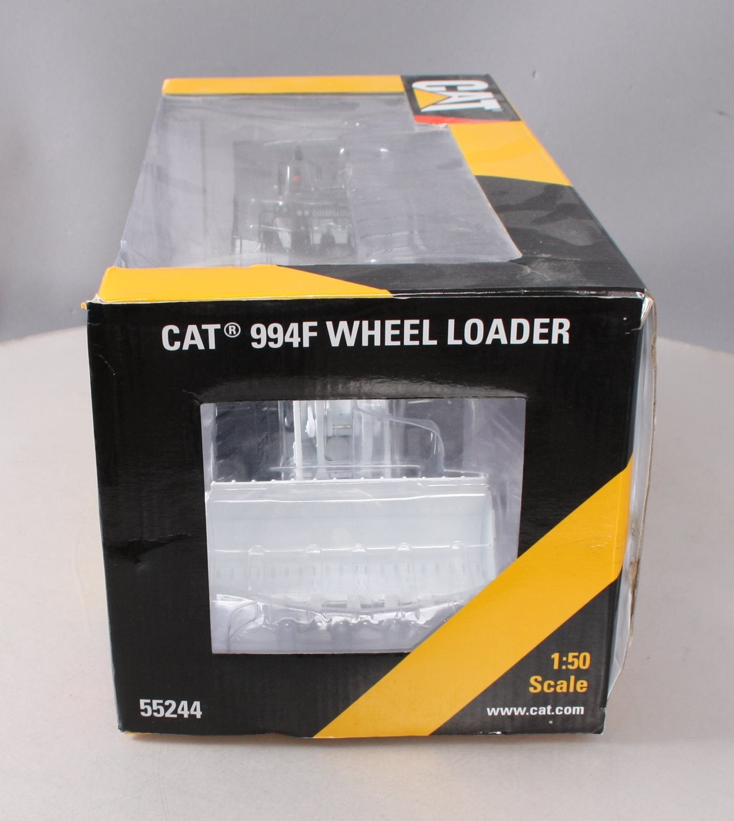Norscot 55244 1:50 Special White Edition Diecast Caterpillar 994F Wheel Loader