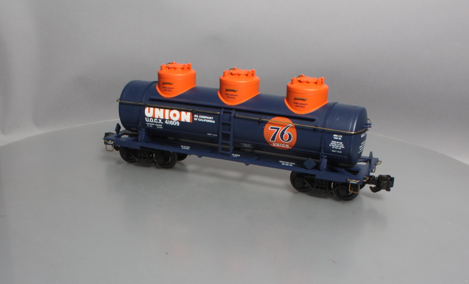 Aristo-Craft 41609 Union Oil 76 Triple Dome Tank Car LN/Box