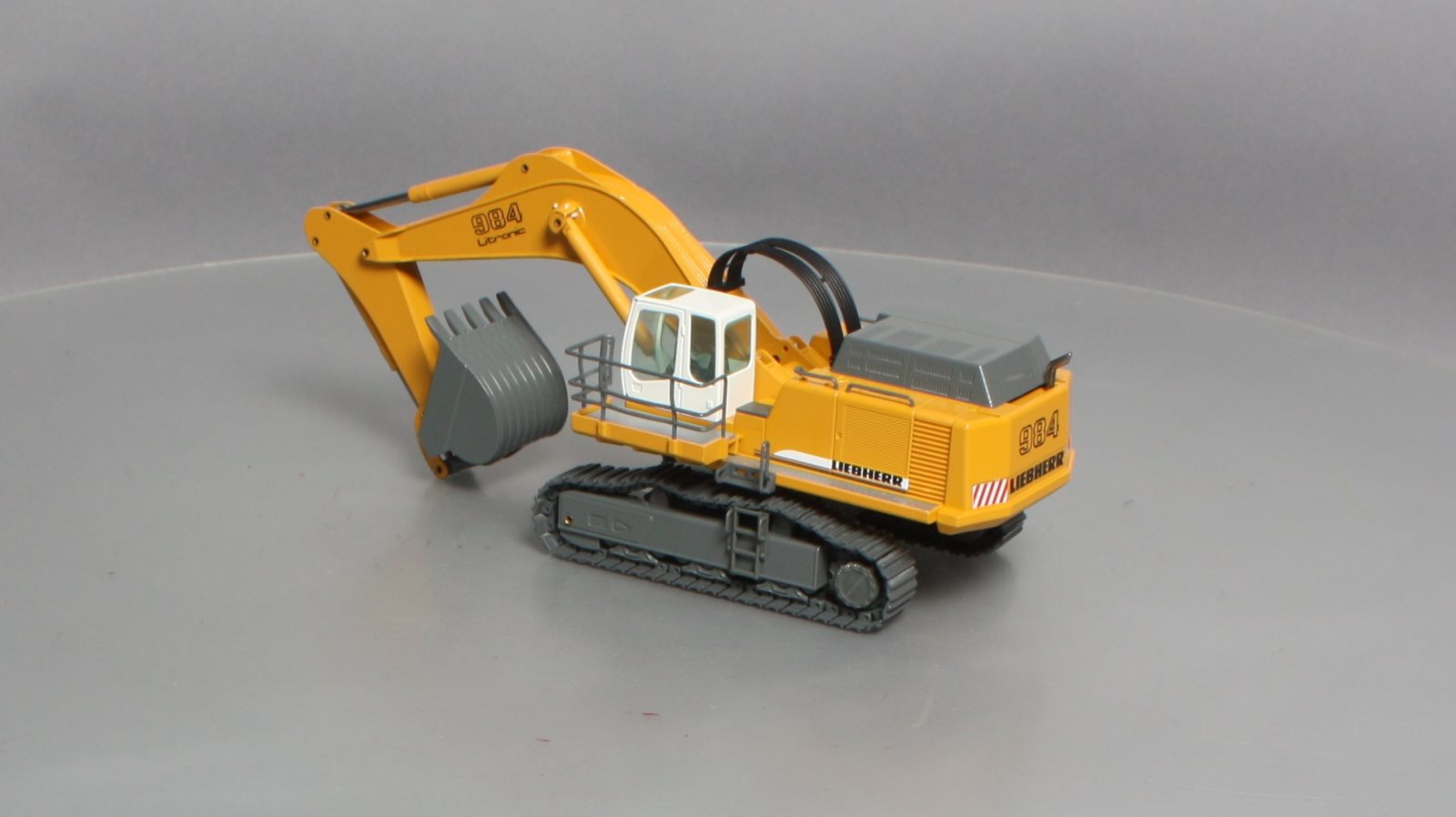 Conrad 2913/0 1:50 Scale Diecast Liebherr Hydraulic Excavator R 984 C Litronic NIB