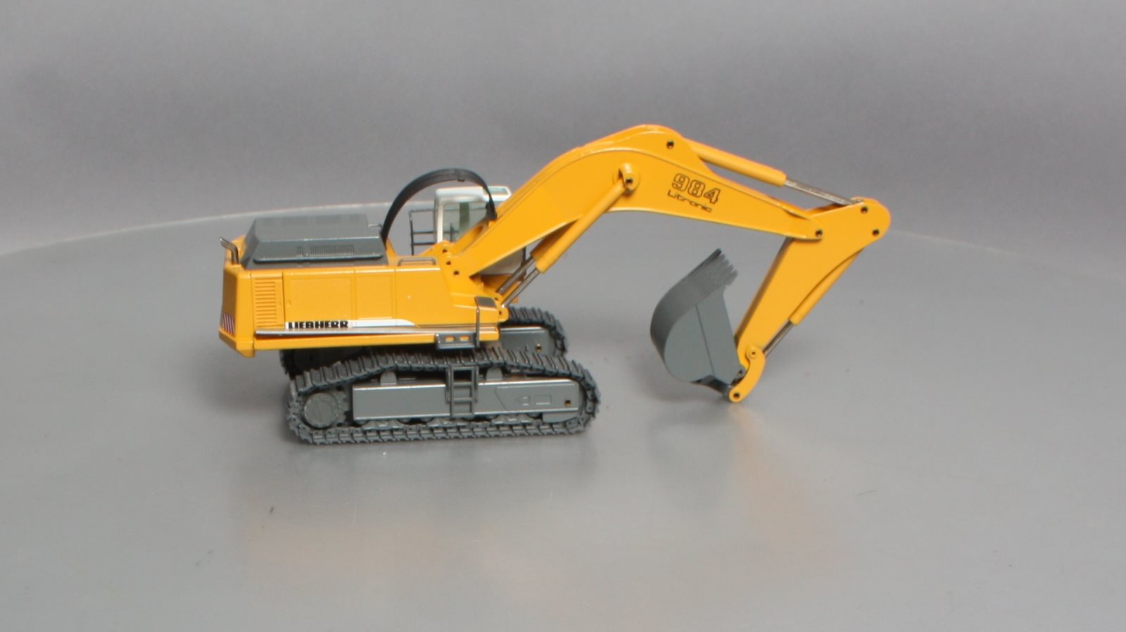 Conrad 2913/0 1:50 Scale Diecast Liebherr Hydraulic Excavator R 984 C Litronic NIB